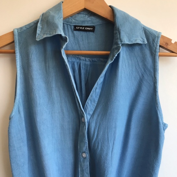 Tops - Sleeveless Blue Blouse Tops - Sleeveless Blue Blouse